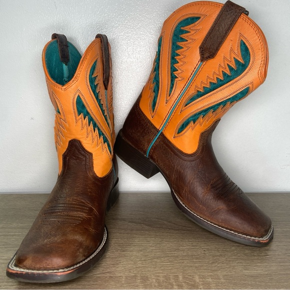 Ariat Quickdraw VentTek Western Wear Boots 4LR Youth 2 Orange Brown Blue Worn - Picture 1 of 15